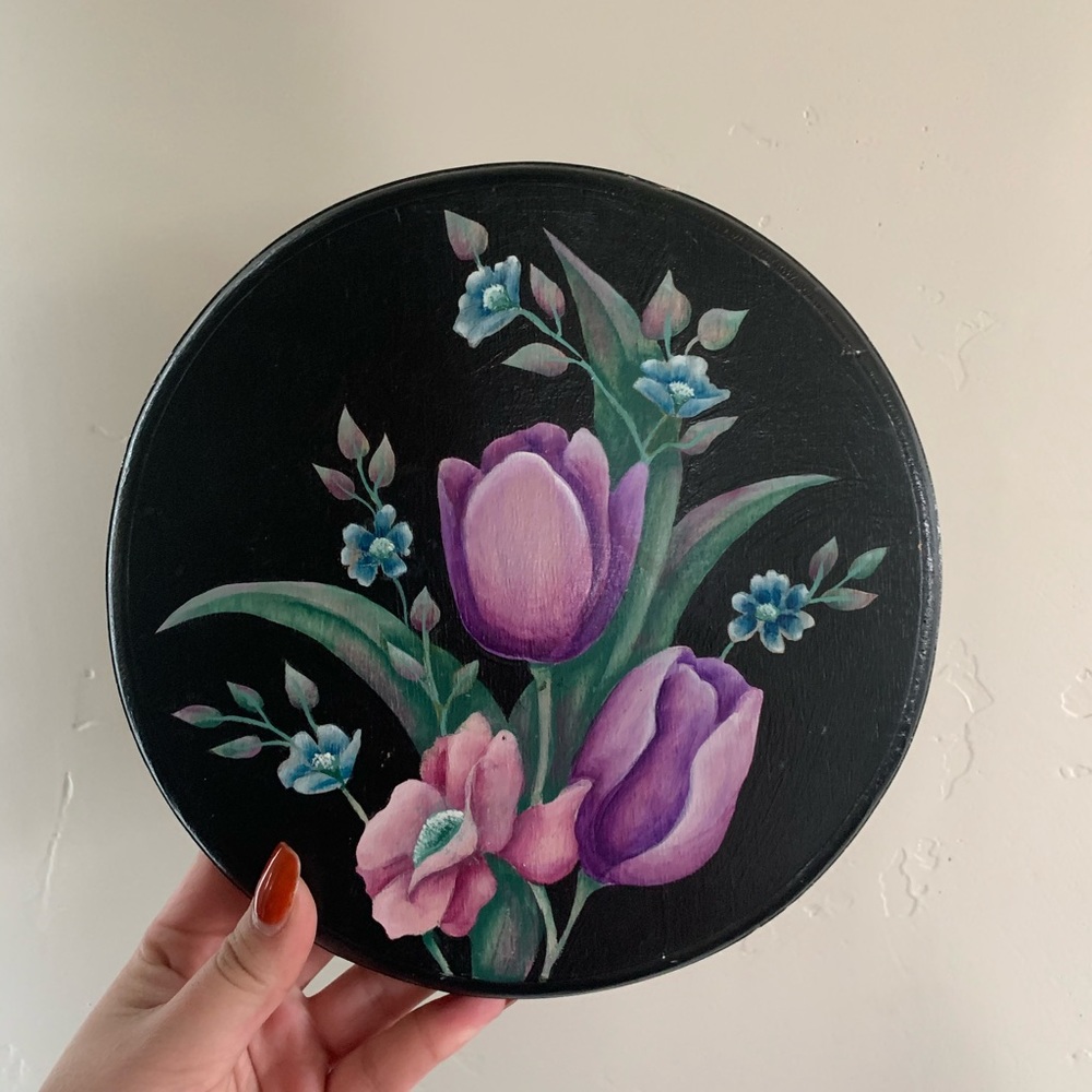 Wooden floral decor